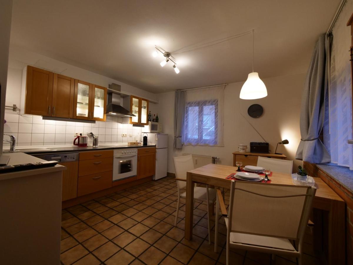 Fachwerkhaus In Ruhiger Altstadt By Rabe - Free Netflix & Eigene Terrasse Karlsruhe Buitenkant foto