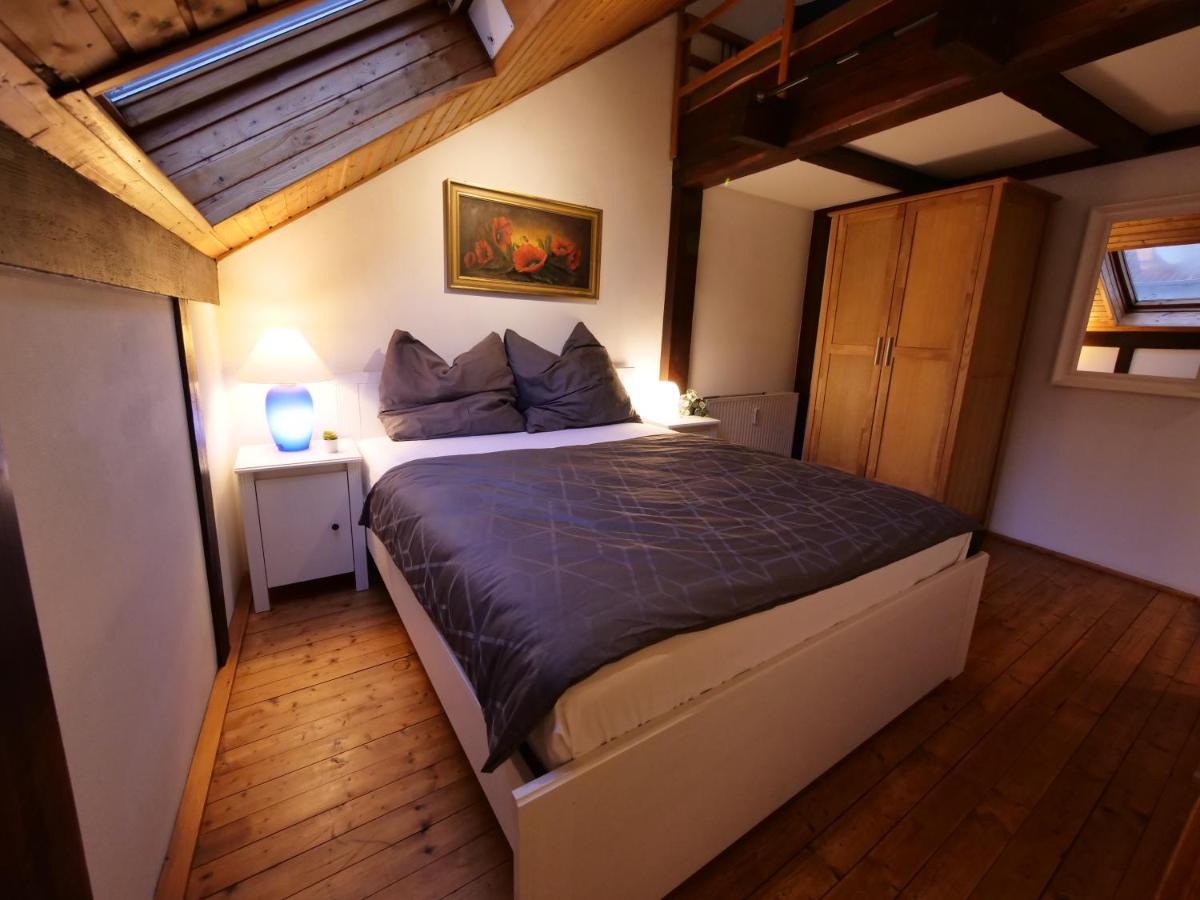 Fachwerkhaus In Ruhiger Altstadt By Rabe - Free Netflix & Eigene Terrasse Karlsruhe Buitenkant foto