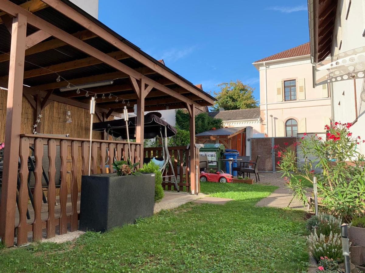 Fachwerkhaus In Ruhiger Altstadt By Rabe - Free Netflix & Eigene Terrasse Karlsruhe Buitenkant foto